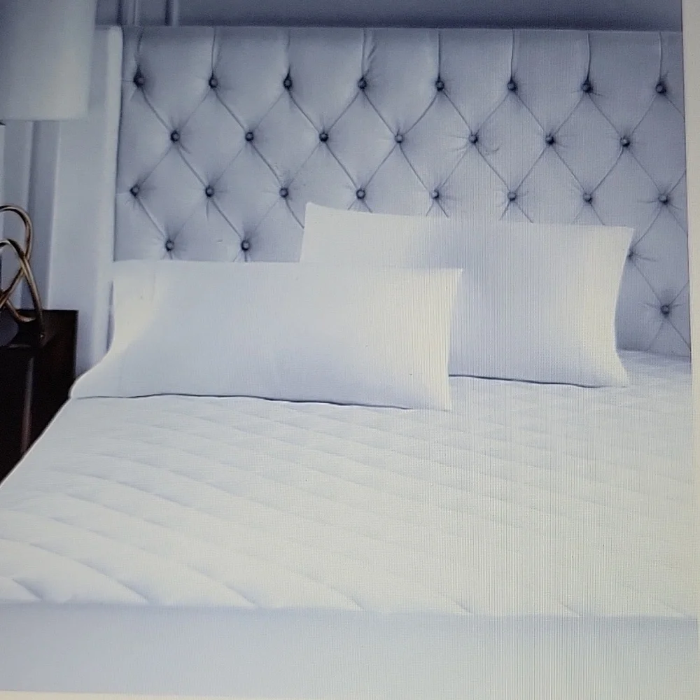 Beckham Hotel Collection Microfiber MattressPad TwinXL Quilted hypoallegenicNEW…